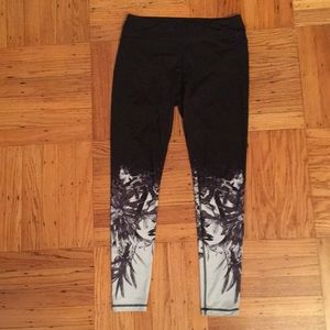 Lucy activewear black floral yoga leggings
